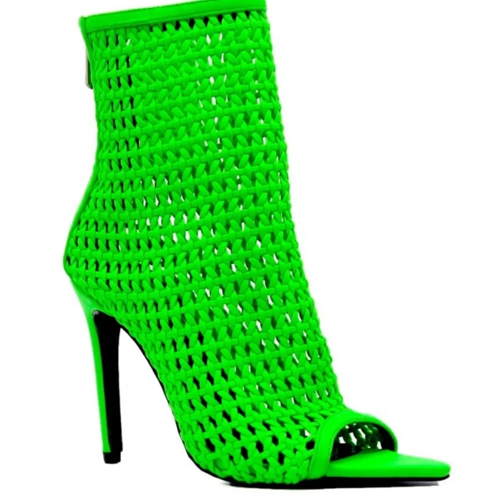 New Cape Robbin NEON GREEN BOOT WOVEN PATTERN HEELS - Picture 10 of 17